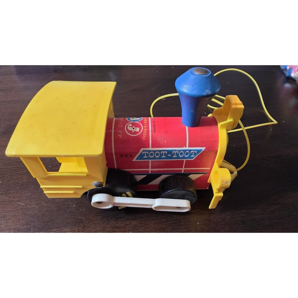 Fisher Price TOOT TOOT TRAIN-Wood & Plastic Pull Toy 1964!!